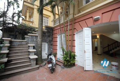Nice house with small yard for rent in Au Co st, tay Ho, Ha Noi